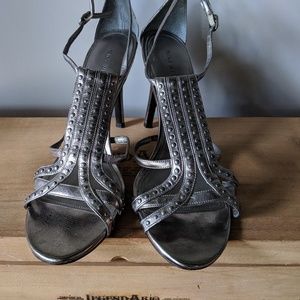 Strappy heels in "gunmetal" - by Nine West - size